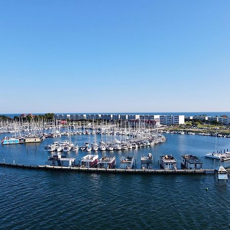 Отель Hausboot Фемарн Экстерьер фото